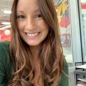 Meet your Posher, Moïra